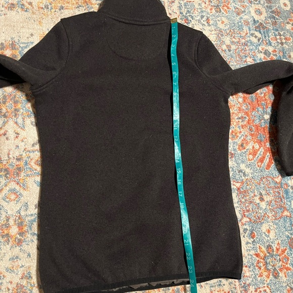 LL Bean black fleece pullover sweater with pocket - Picture 7 of 7